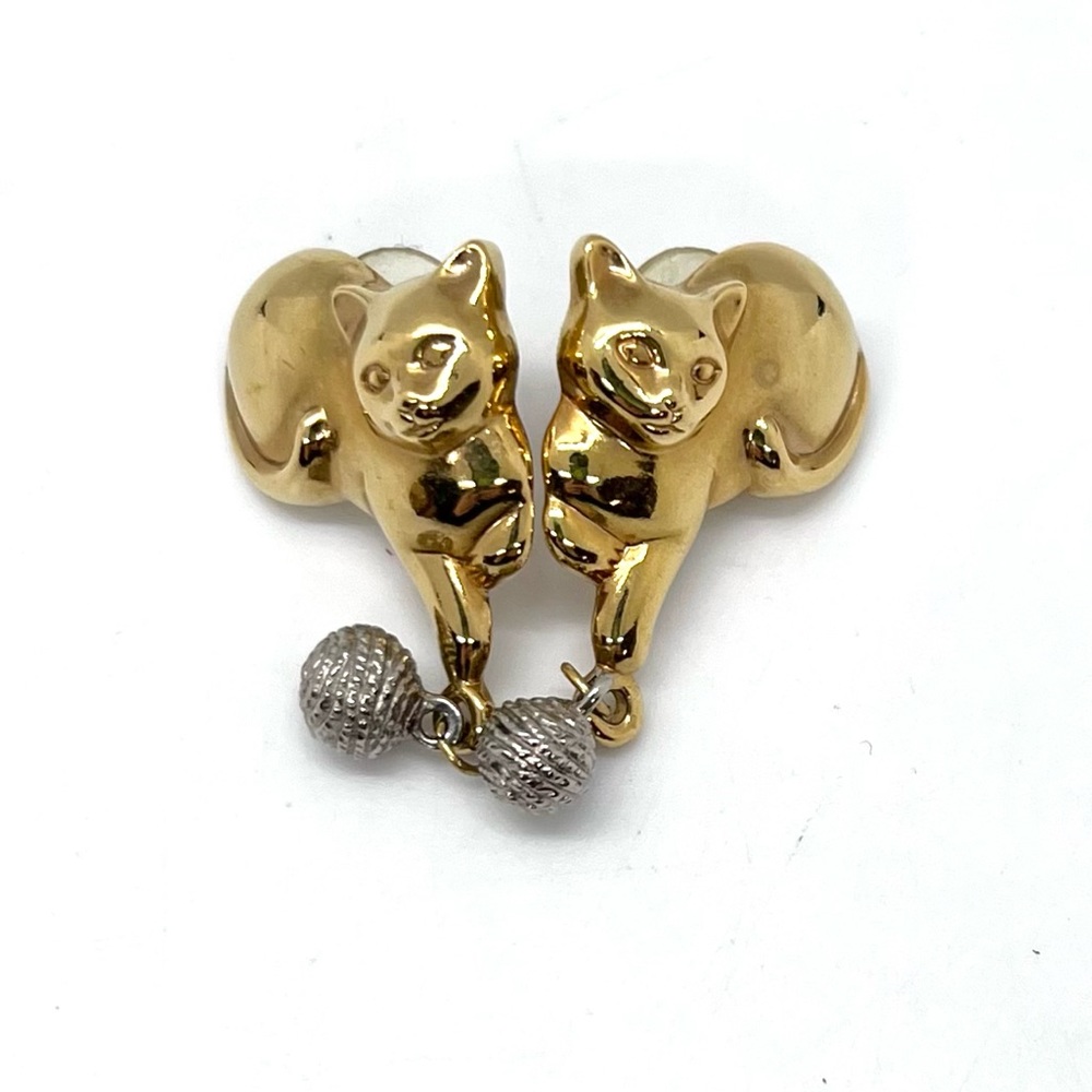 Vintage Gold Tone Kitty Cat Yarn Drop Statement Earrings